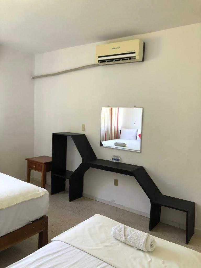 Hotel Los Leones Palenque Luaran gambar