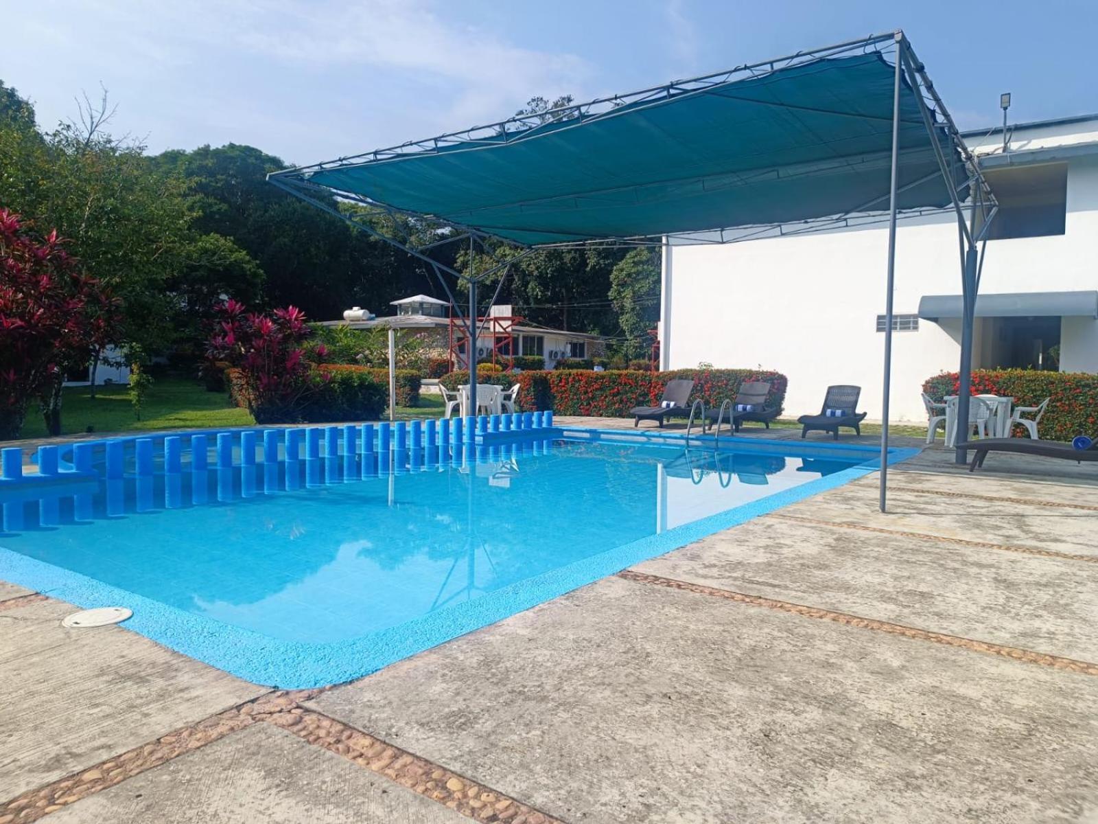 Hotel Los Leones Palenque Luaran gambar