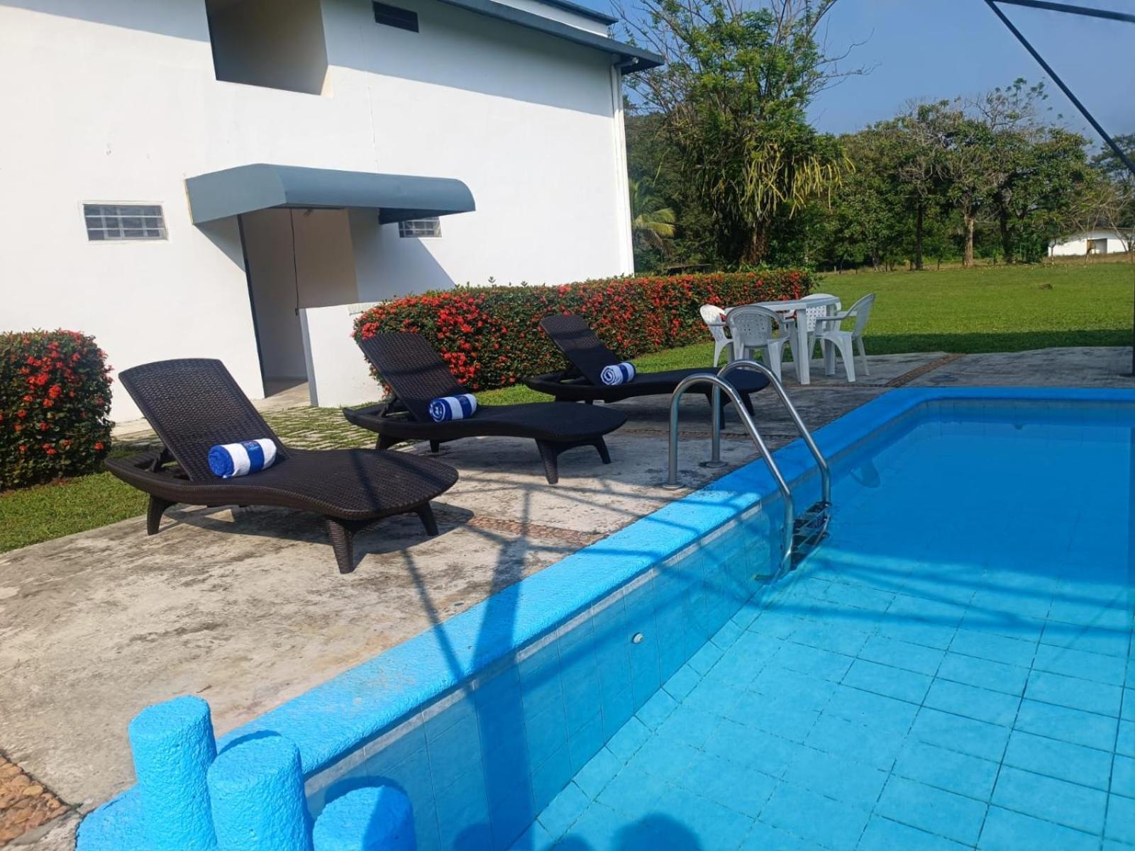 Hotel Los Leones Palenque Luaran gambar