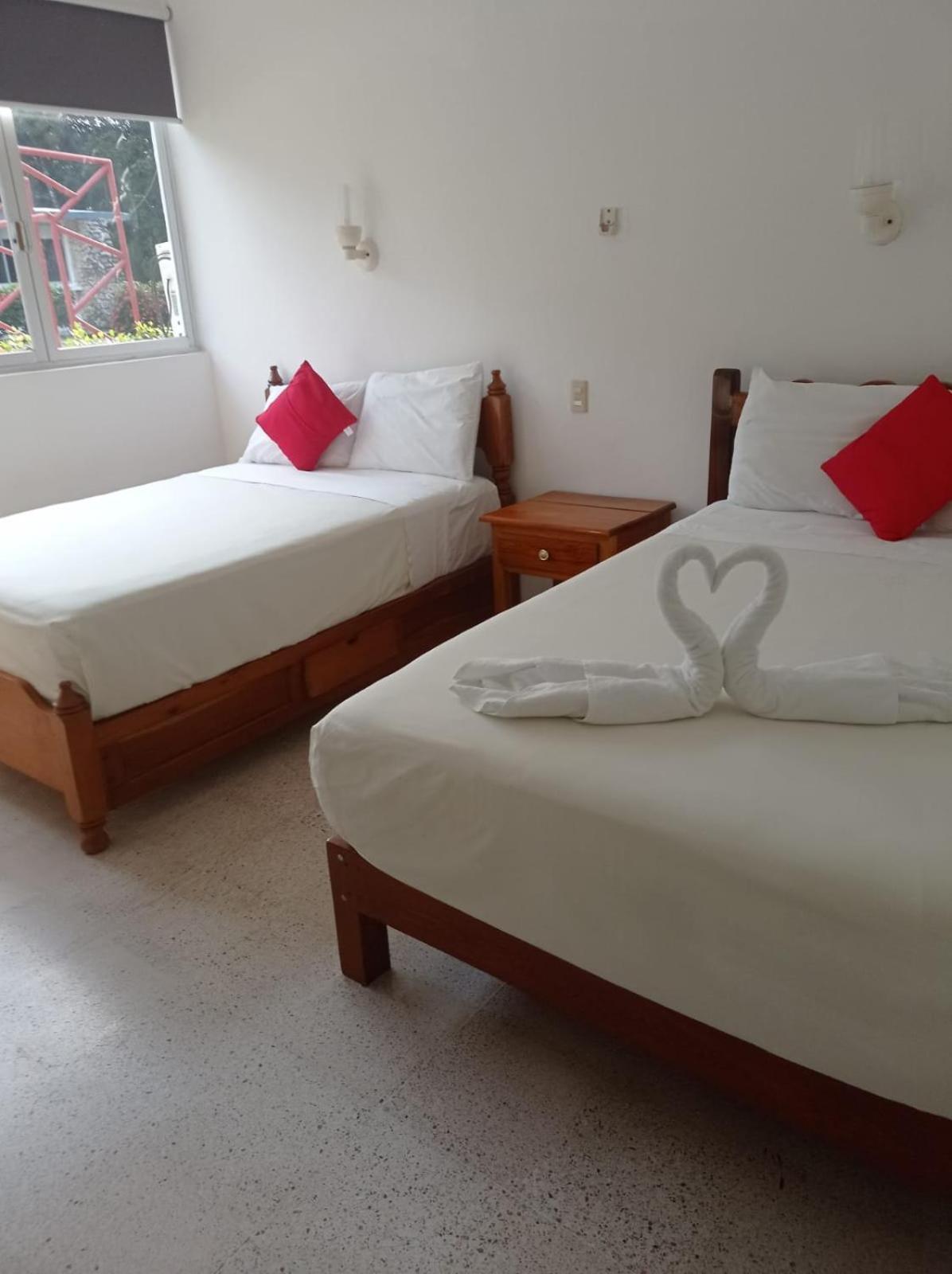 Hotel Los Leones Palenque Luaran gambar